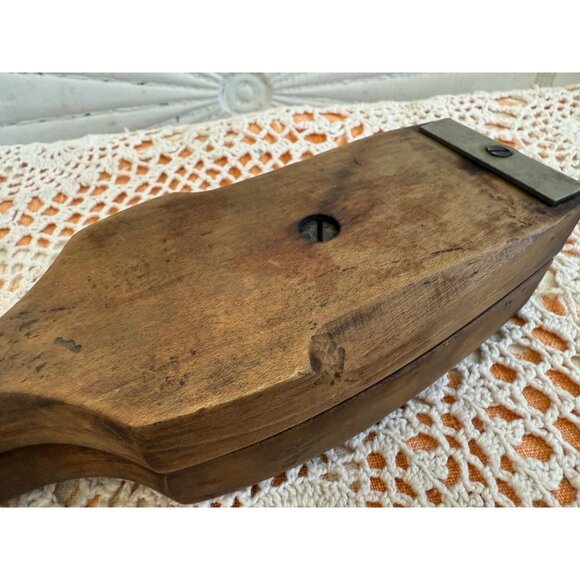 Antique Wooden Handheld Citrus Lemon Press Juicer With Metal Hinges & Rustic Fin - Picture 3 of 13